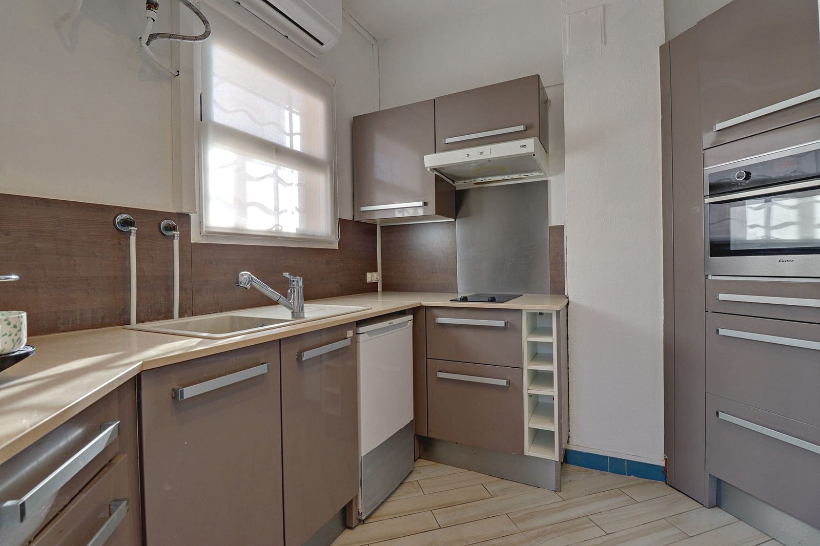 Photo 3 : Appartement 1 pièces 21 m² – terrasse