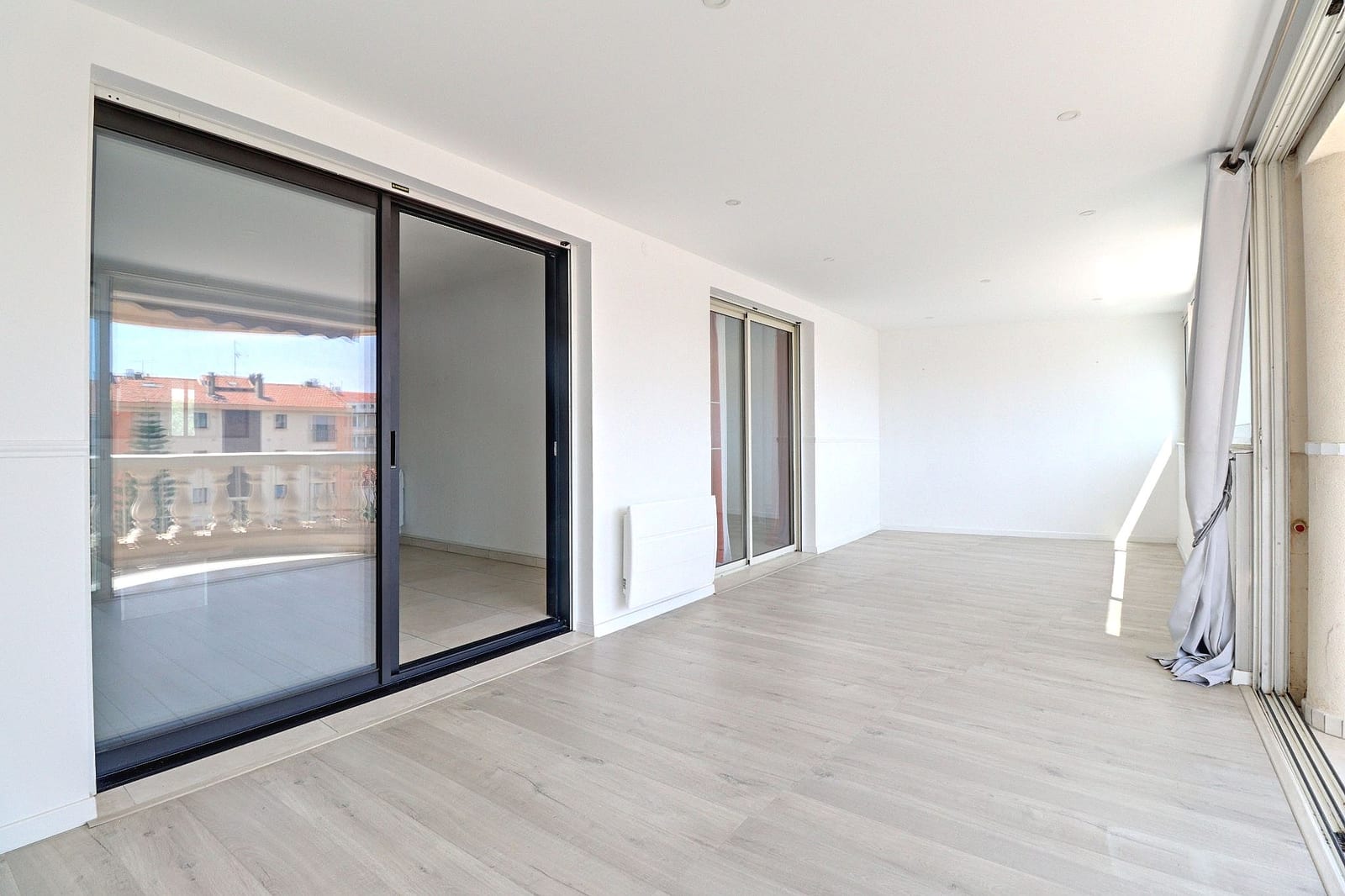 Photo 2 : Appartement 3 pièces 70 m² – au calme