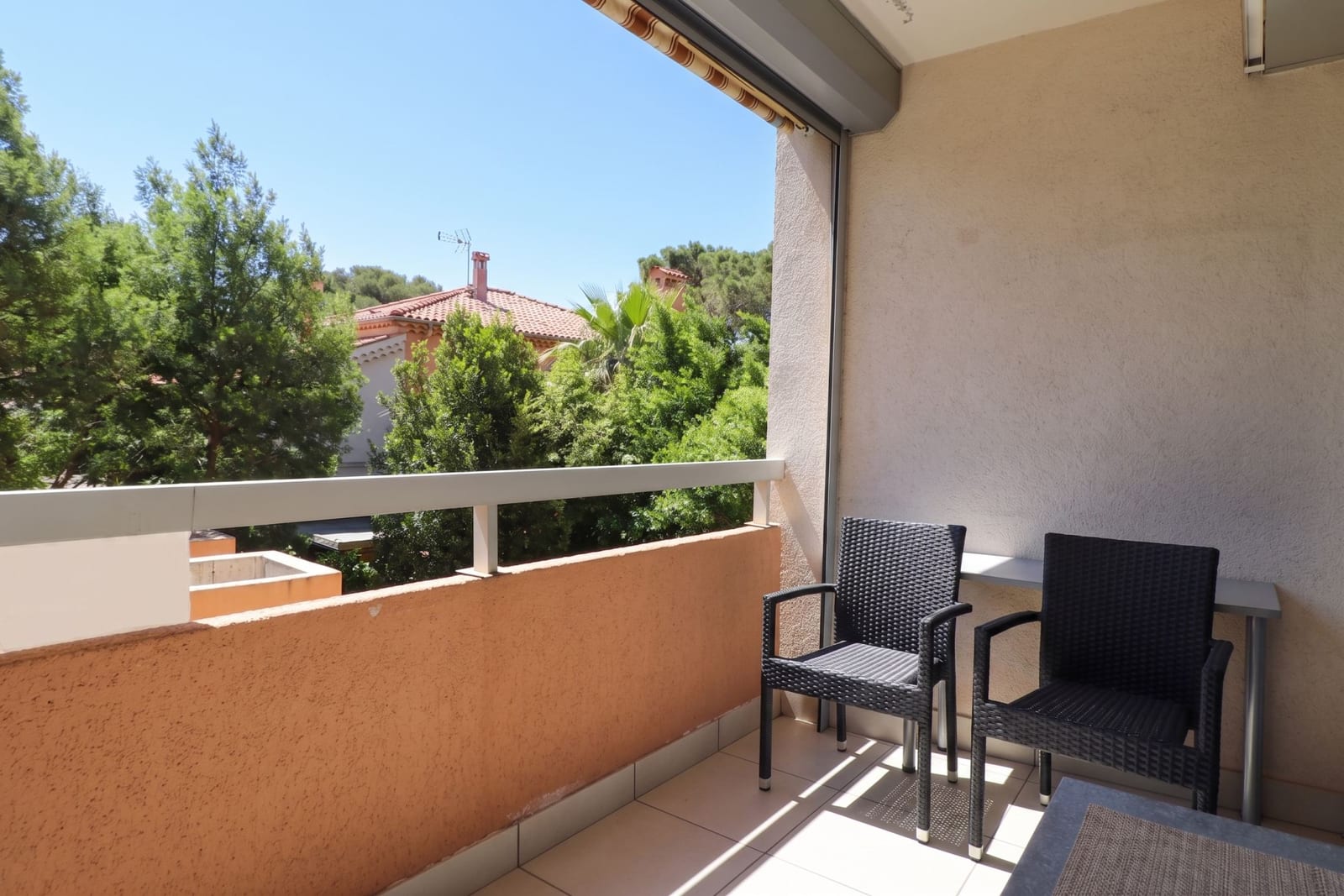 Photo 3 : Appartement 2 pièces 25 m² – au calme